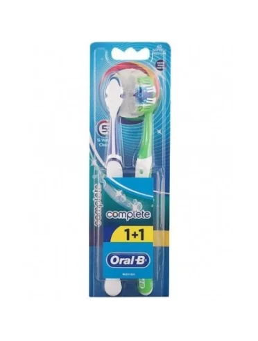 Oral-b complete 5 way clean spazzolino medio 2 pezzi Oral-b complete 5 way clean spazzolino medio 2 pezzi