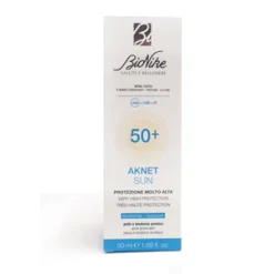 BioNike Aknet Sun - Crema Solare Viso con Protezione Molto Alta SPF 50+ per Pelle Acneica - 50 ml