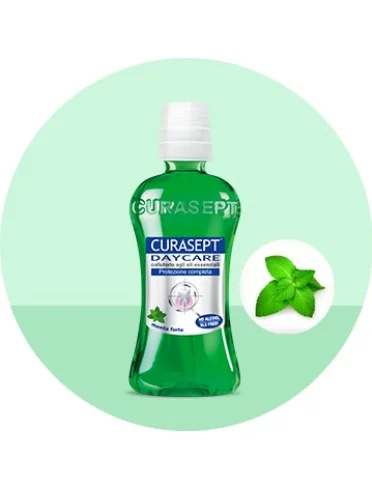 Curasept daycare dentifricio forte 500 ml + 100 ml omaggio
