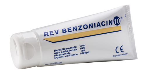 Rev Benzoniacin 10 - Crema Viso per il Trattamento dell'Acne Leggera - 100 ml