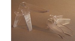 SPECULUM VAGINALE STERILE MISURA PICCOLA. SUPERFICIE INTERNADELLE VALVE SATINATA E ANTIRIFLESSO