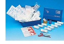 CASSETTA PRONTO SOCCORSO CARAVAN, PER L'AUTOMOBILE, IL CAMION E TUTTI GLI AUTOMEZZI. OBBLIGATORIA IN MOLTE NAZIONI EUROPEE CON CONTENUTO CONFORME ALLA NORMATIVA DIN 13164/B