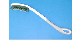 SPAZZOLA CURVA C/MANICO LU