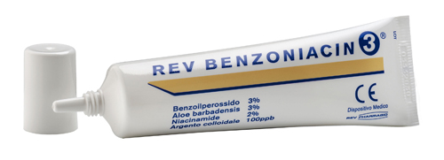 Rev Benzoniacin 3 - Crema Viso per il Trattamento dell'Acne - 30 ml